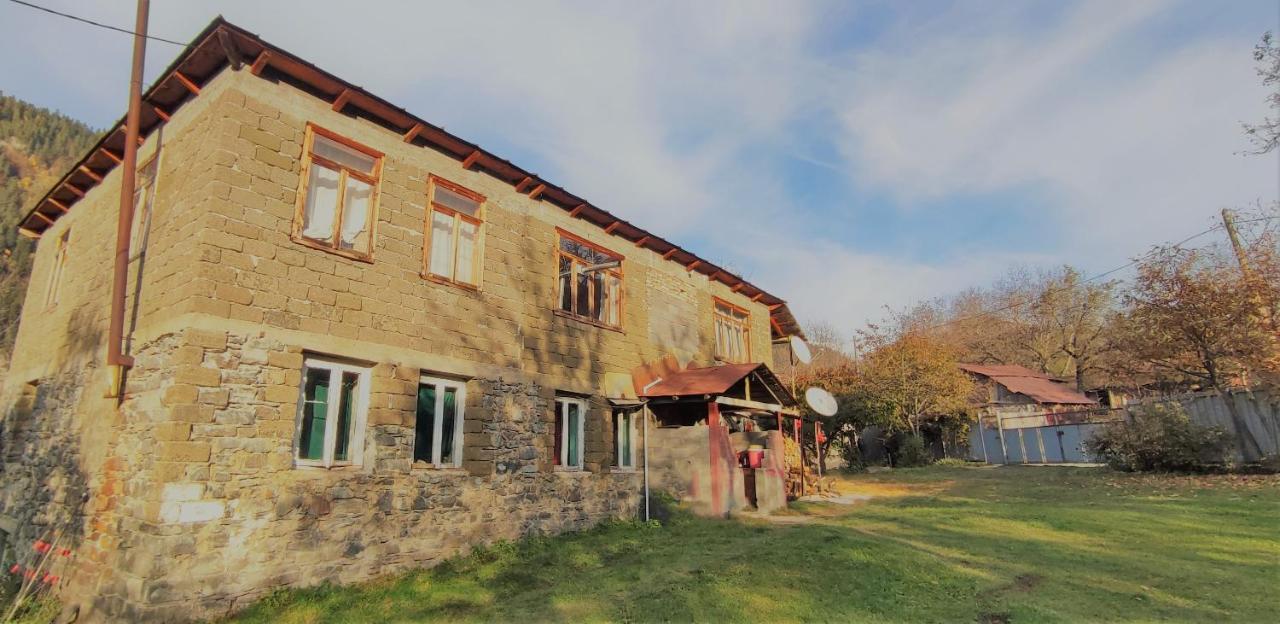 Tsknari Oda Oni Exterior photo